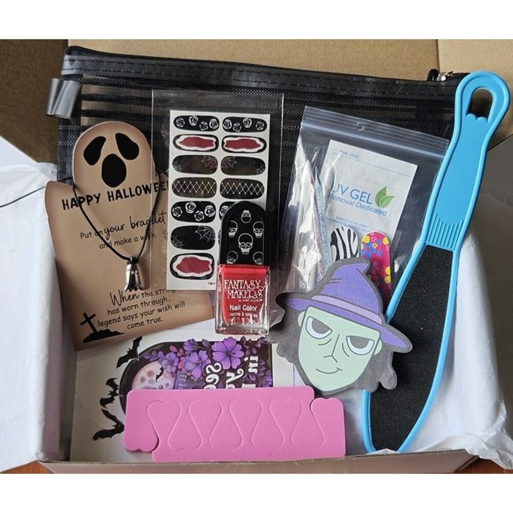 Halloween Spa Gift Box Women’s Self Care Bundle Nail Polish Stickers Tools Set